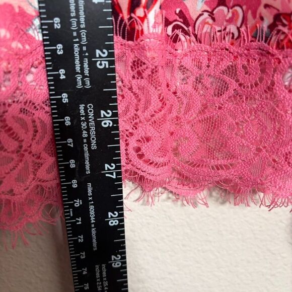 Venus Tank Top Women's XL Pink V-Neck Cami Satin Colorful Printed Adjustable - Picture 5 of 8